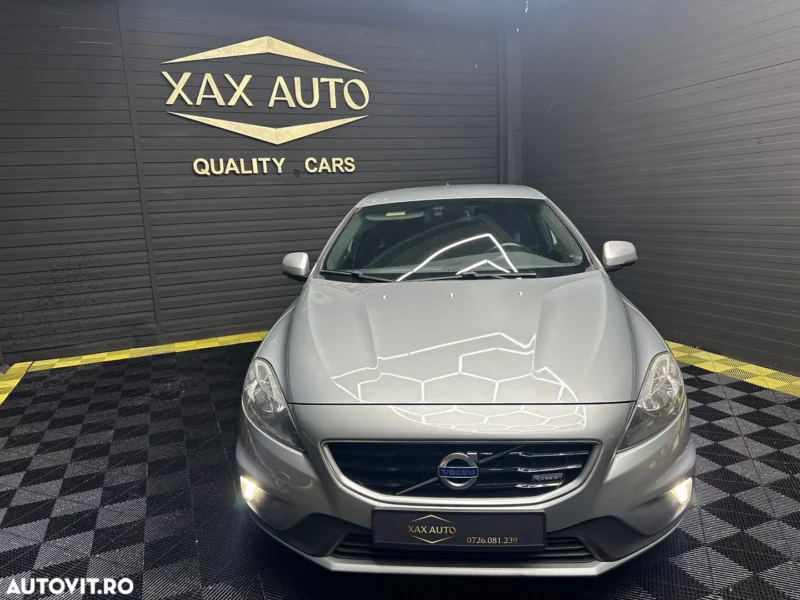 Volvo V40 D4 VEA R-Design - imagine 7