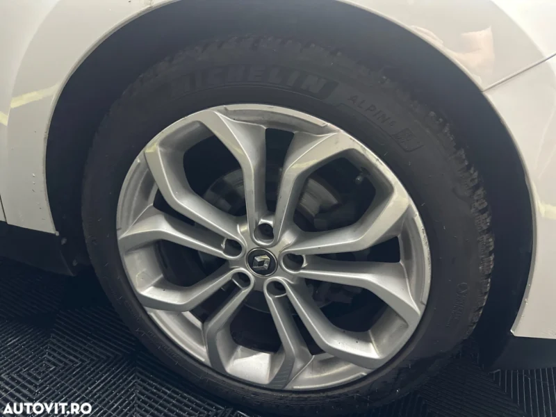Renault Scenic - imagine 14
