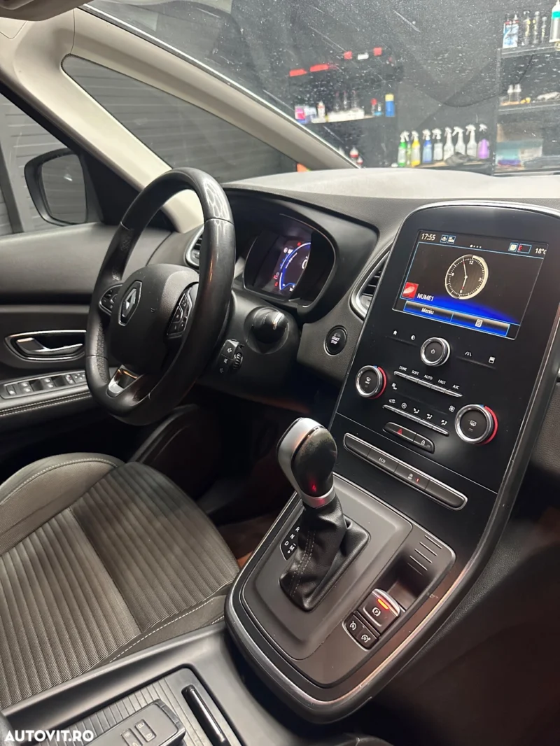 Renault Scenic - imagine 19