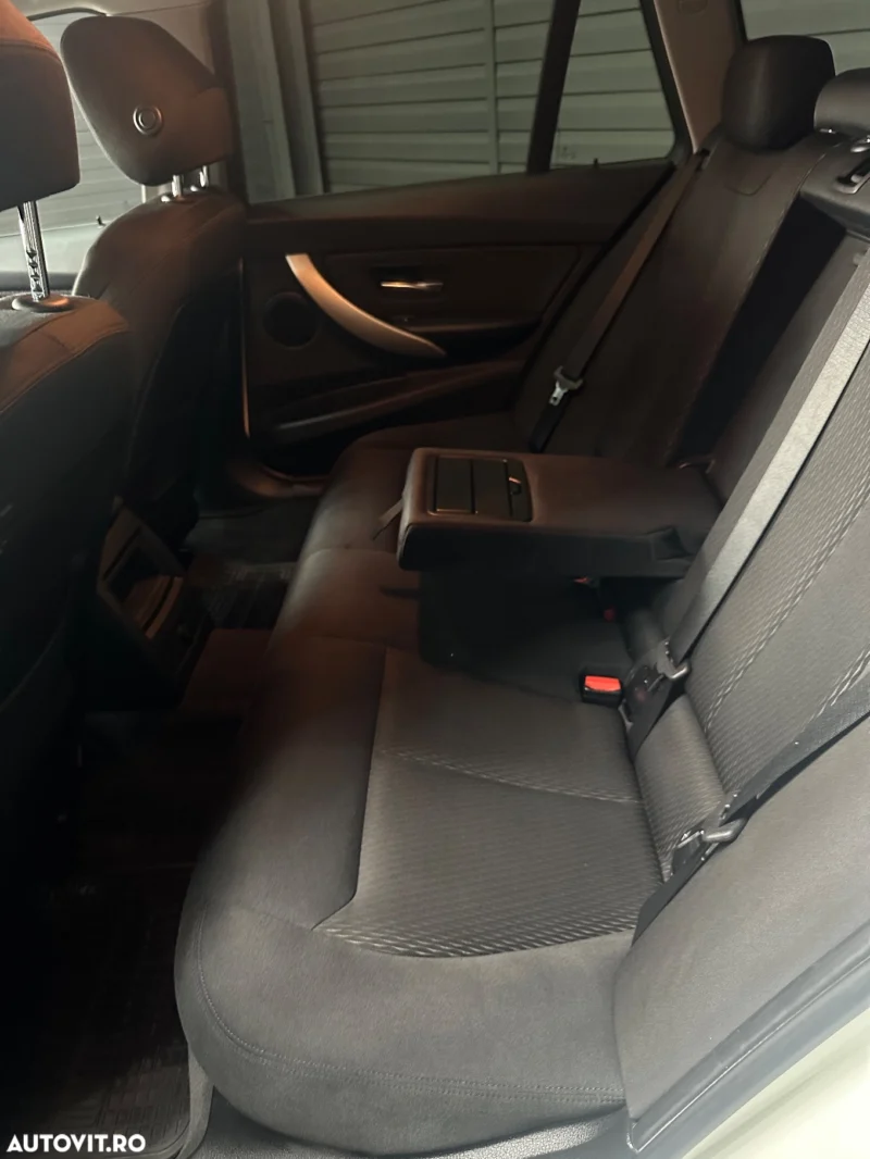 BMW Seria 3 320d Touring Aut. Sport Line - imagine 20