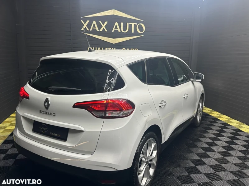 Renault Scenic - imagine 3