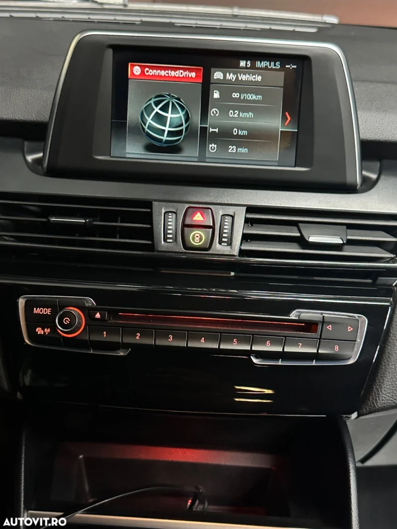 BMW Seria 2 216d Gran Tourer Sport Line - imagine 11