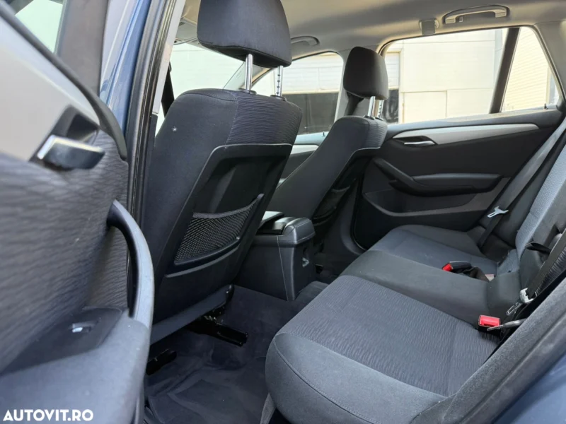 BMW X1 xDrive18d xLine - imagine 9