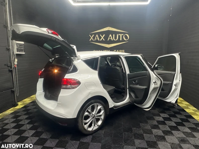 Renault Scenic - imagine 10