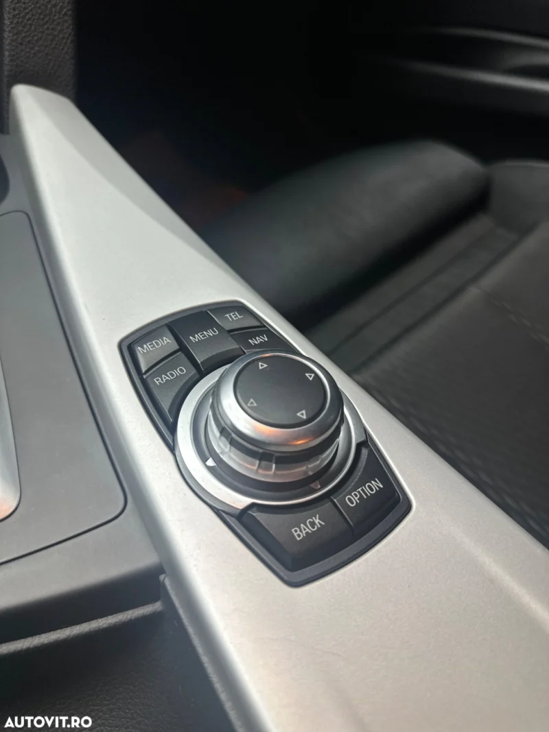 BMW Seria 3 320d Touring Aut. Sport Line - imagine 13