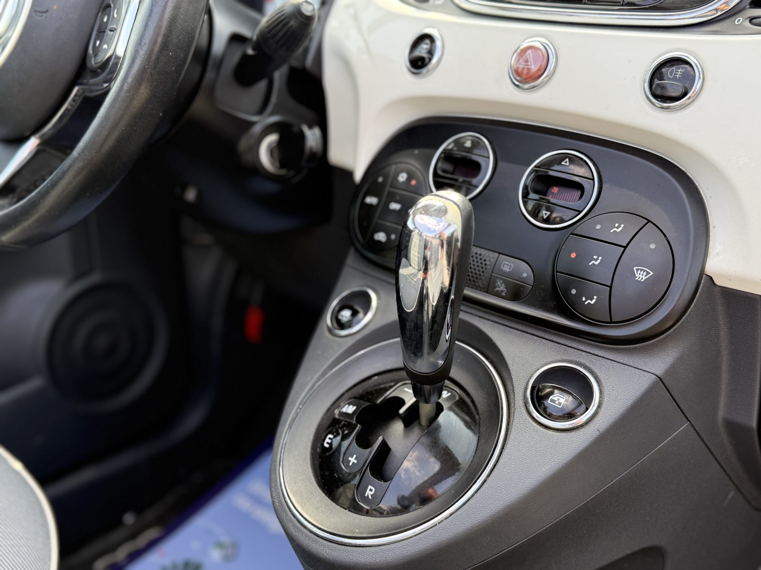 Masini in rate Timisoara | Masini rulate in rate cu avans 0% | Parc Auto Timisoara | XAX Auto Fiat 500 Cabrio - imagine 17