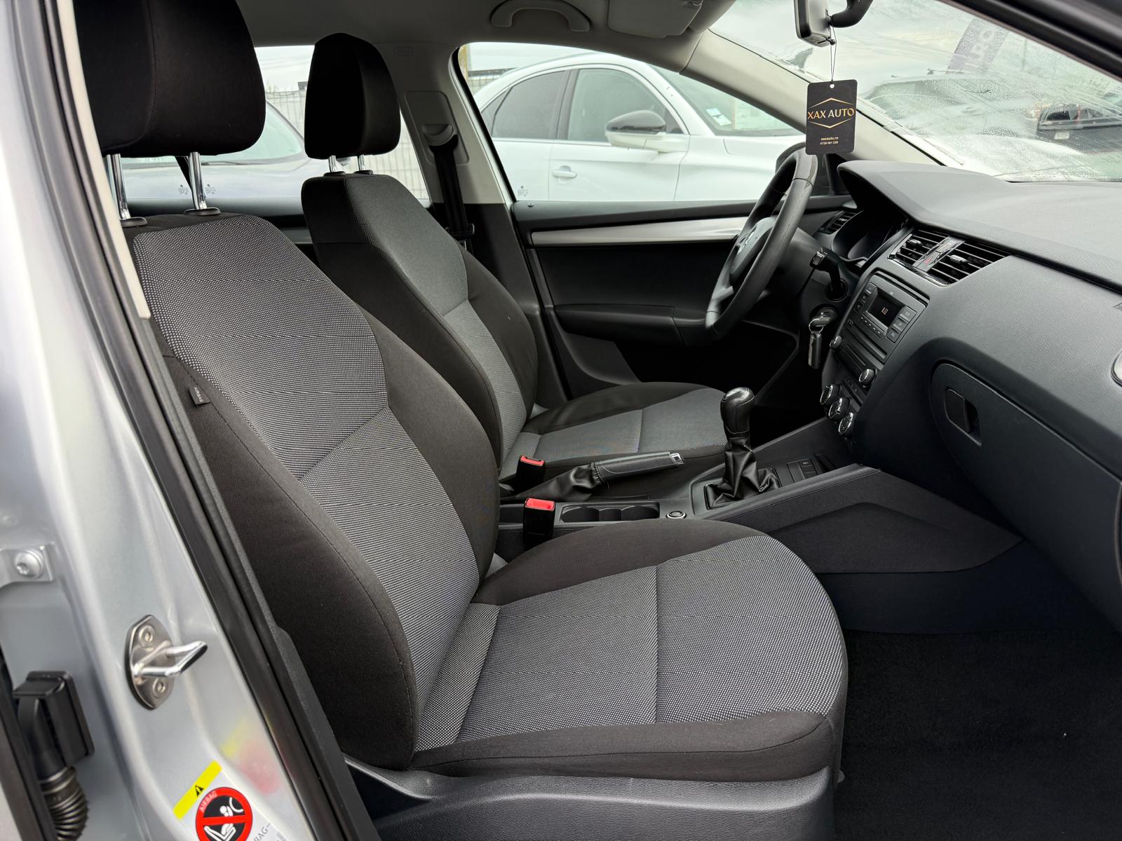 Masini in rate Timisoara | Masini rulate in rate cu avans 0% | Parc Auto Timisoara | XAX Auto Skoda Octavia 1.6 TDI 105 CP - imagine 7