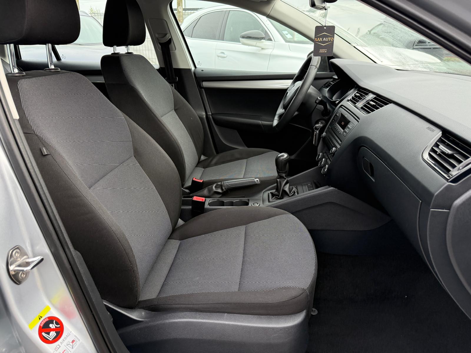 Masini in rate Timisoara | Masini rulate in rate cu avans 0% | Parc Auto Timisoara | XAX Auto Skoda Octavia 1.6 TDI 105 CP - imagine 12