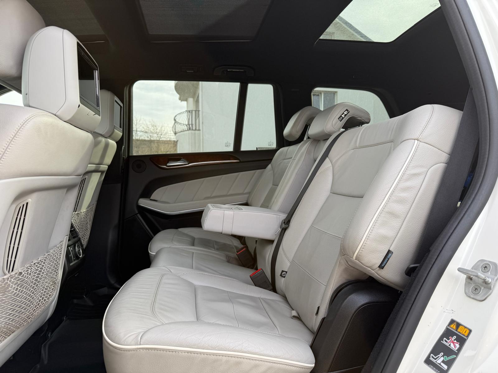 Masini in rate Timisoara | Masini rulate in rate cu avans 0% | Parc Auto Timisoara | XAX Auto MERCEDES - BENZ GL 350 BLUETEC 4MATIC - imagine 9