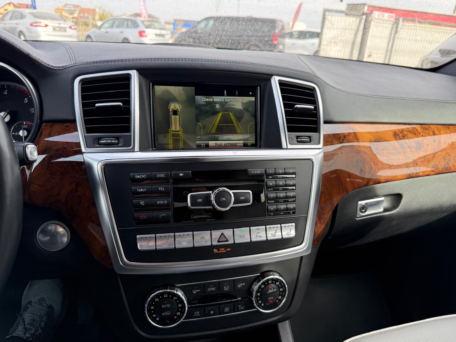 Masini in rate Timisoara | Masini rulate in rate cu avans 0% | Parc Auto Timisoara | XAX Auto MERCEDES - BENZ GL 350 BLUETEC 4MATIC - imagine 10