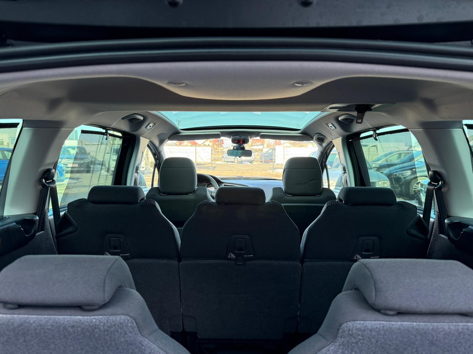 Masini in rate Timisoara | Masini rulate in rate cu avans 0% | Parc Auto Timisoara | XAX Auto PEUGEOT 5008 *** 7 LOCURI *** - imagine 8