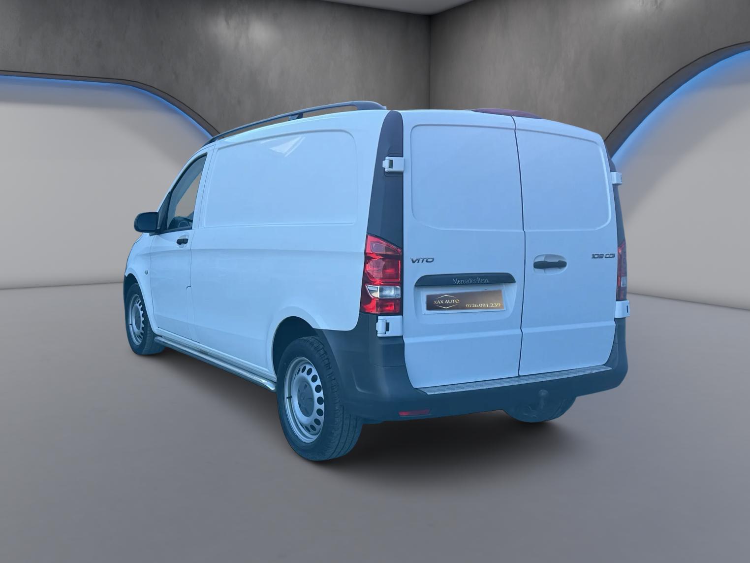 Masini in rate Timisoara | Masini rulate in rate cu avans 0% | Parc Auto Timisoara | XAX Auto MERCEDES-BENZ VITO *** 3 LOCURI *** - imagine 4