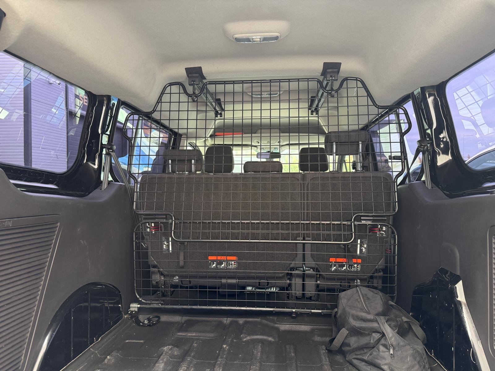 Masini in rate Timisoara | Masini rulate in rate cu avans 0% | Parc Auto Timisoara | XAX Auto FORD TRANSIT CONNECT ST - imagine 10