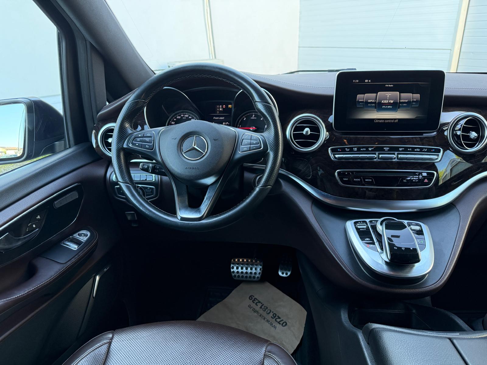 Masini in rate Timisoara | Masini rulate in rate cu avans 0% | Parc Auto Timisoara | XAX Auto MERCEDES V-KLASSE *** V250***Avantgarde*** - imagine 9
