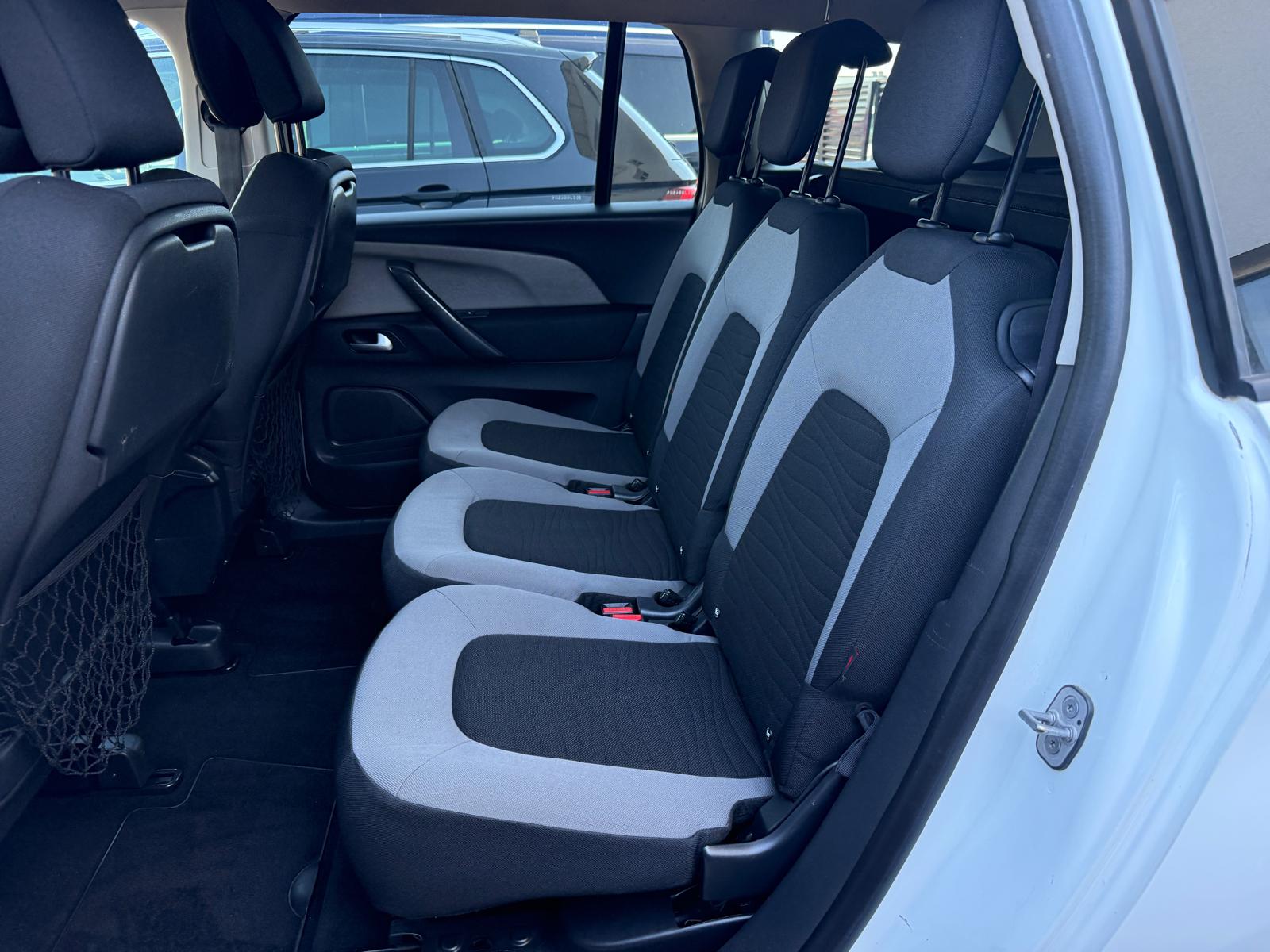 Masini in rate Timisoara | Masini rulate in rate cu avans 0% | Parc Auto Timisoara | XAX Auto CITROEN C4 *** 7 locuri - imagine 6
