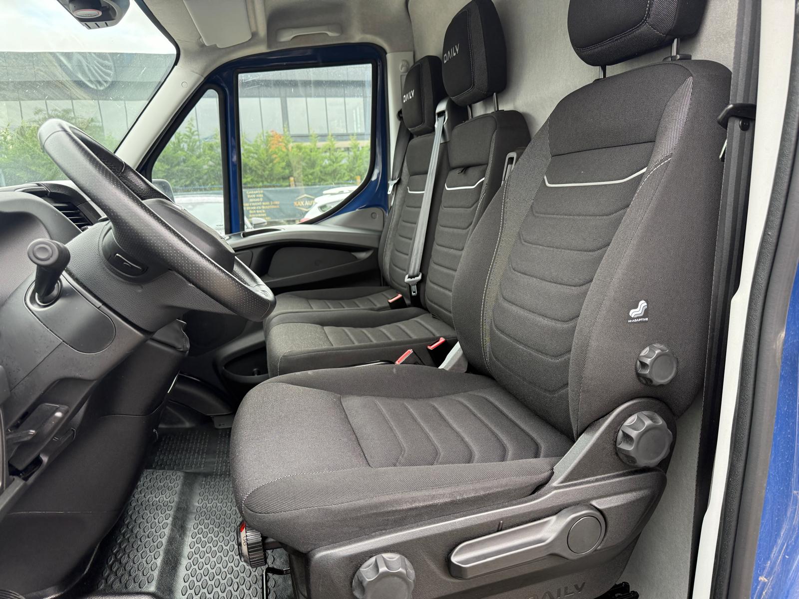 Masini in rate Timisoara | Masini rulate in rate cu avans 0% | Parc Auto Timisoara | XAX Auto IVECO DAILY 35-180 HI-MATIC FRIGO - imagine 12