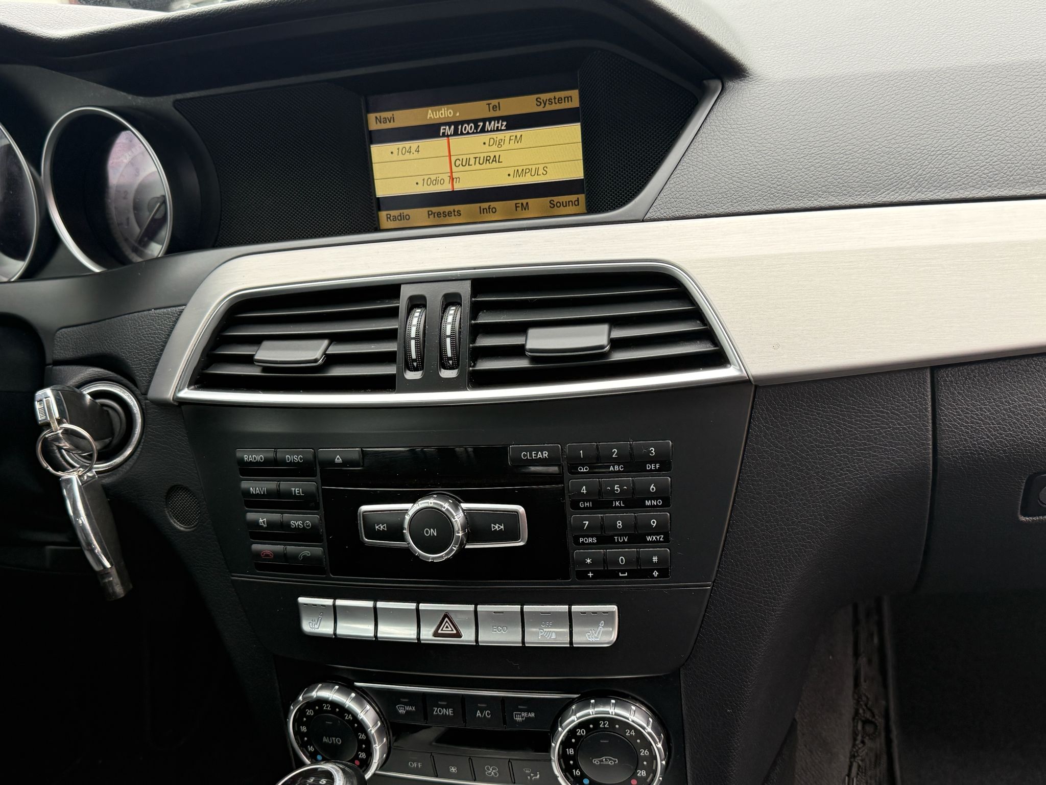 Masini in rate Timisoara | Masini rulate in rate cu avans 0% | Parc Auto Timisoara | XAX Auto Mercedes C200 CGI 2012 Avangarde - imagine 8