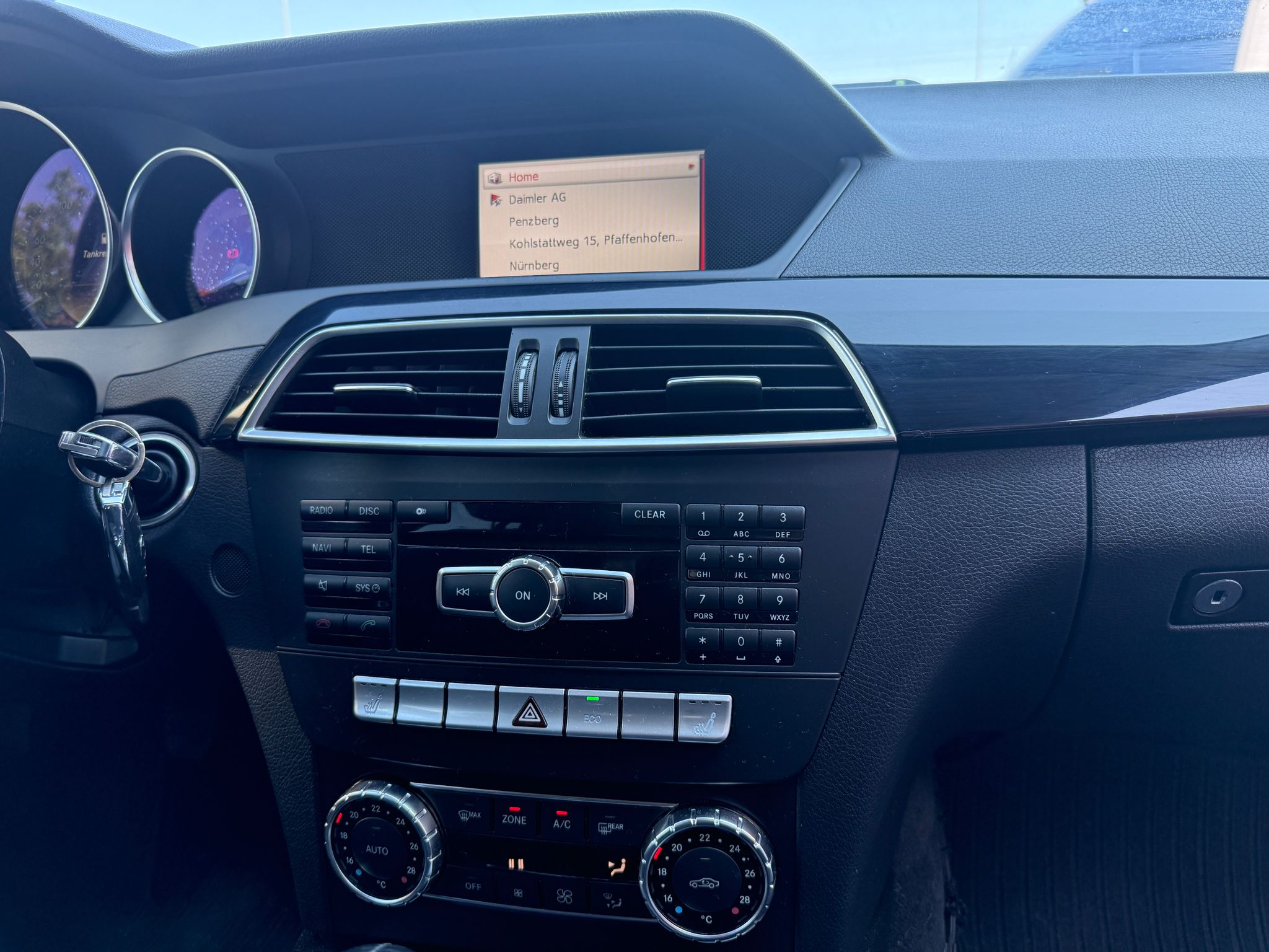 Masini in rate Timisoara | Masini rulate in rate cu avans 0% | Parc Auto Timisoara | XAX Auto MERCEDES BENZ C200 *** Facelift*** - imagine 7