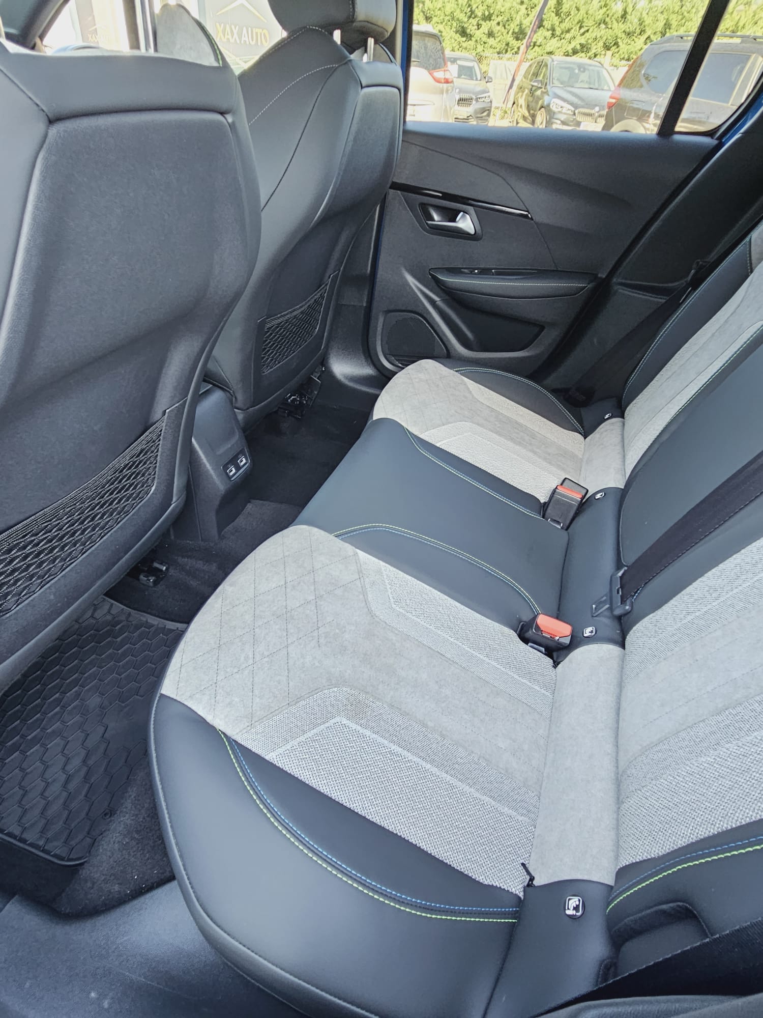 Masini in rate Timisoara | Masini rulate in rate cu avans 0% | Parc Auto Timisoara | XAX Auto PEUGEOT 208 GT***ELECTRIC*** - imagine 5