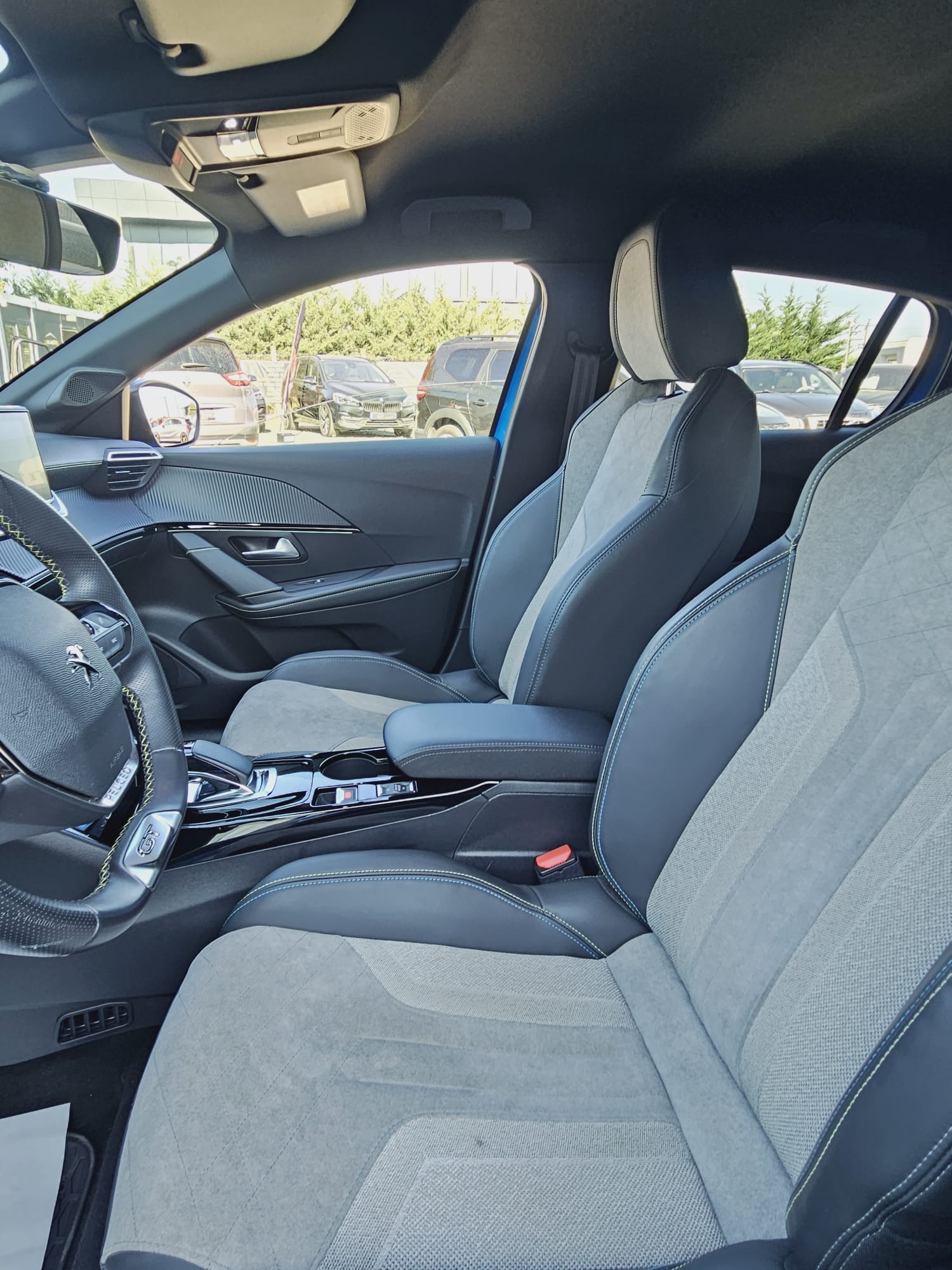 Masini in rate Timisoara | Masini rulate in rate cu avans 0% | Parc Auto Timisoara | XAX Auto PEUGEOT 208 GT***ELECTRIC*** - imagine 8