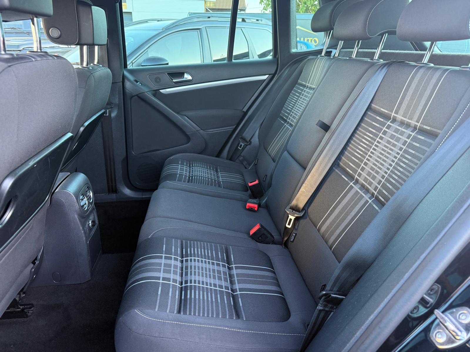 Masini in rate Timisoara | Masini rulate in rate cu avans 0% | Parc Auto Timisoara | XAX Auto VOLKSWAGEN TIGUAN FACELIFT - imagine 7