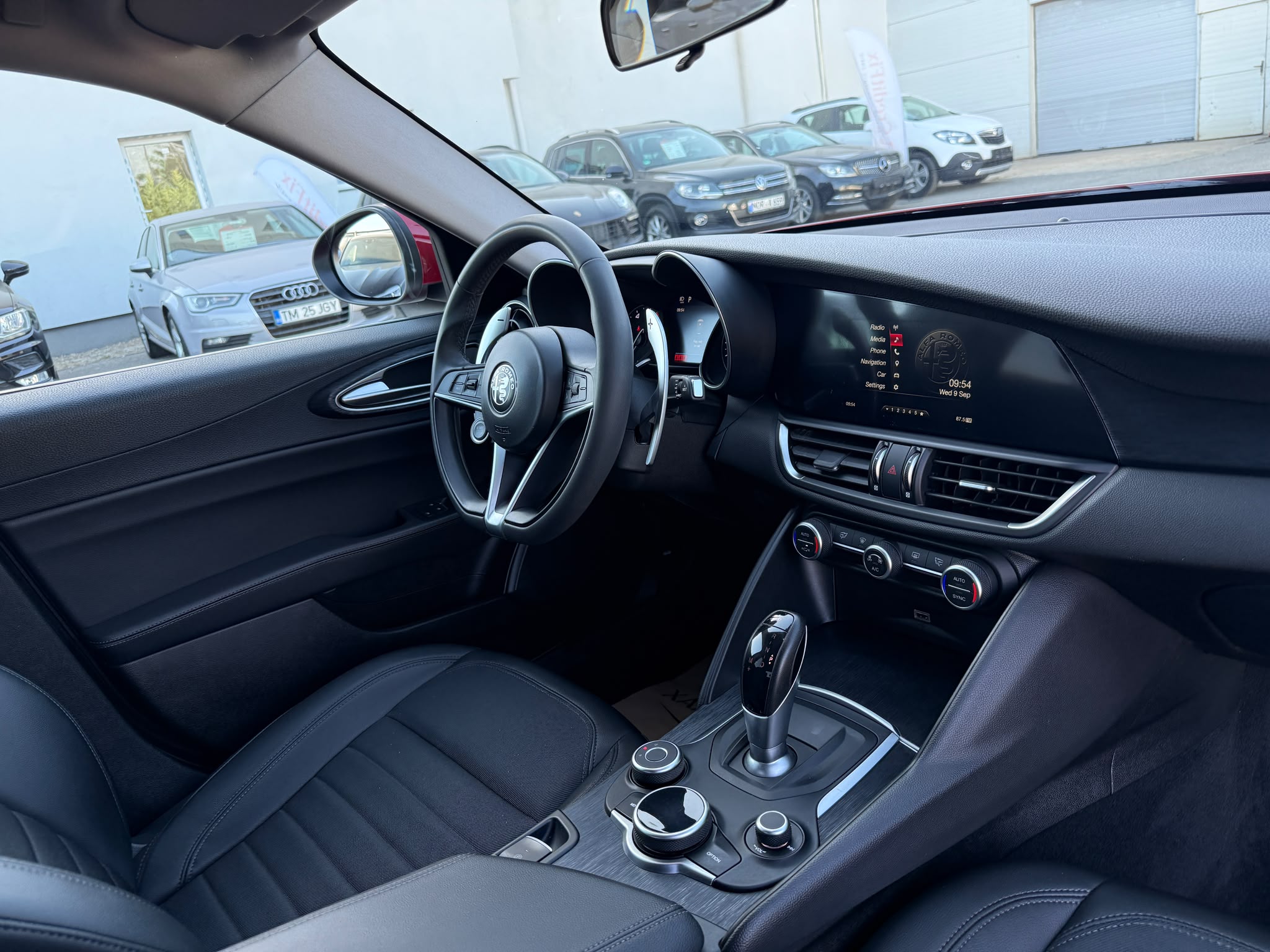 Masini in rate Timisoara | Masini rulate in rate cu avans 0% | Parc Auto Timisoara | XAX Auto ALFA ROMEO GIULIA ***2019***111.000 KM *** - imagine 11