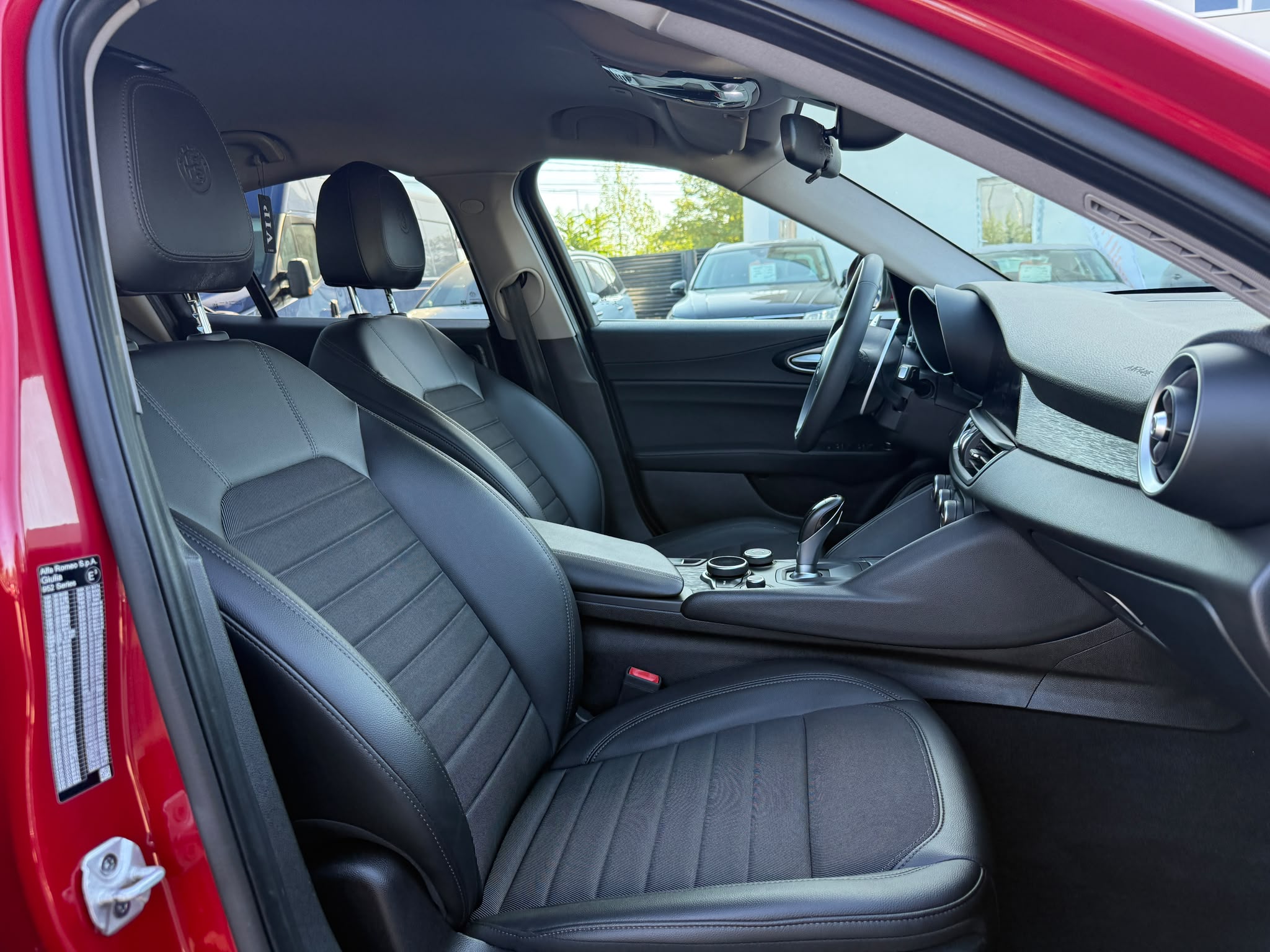 Masini in rate Timisoara | Masini rulate in rate cu avans 0% | Parc Auto Timisoara | XAX Auto ALFA ROMEO GIULIA ***2019***111.000 KM *** - imagine 12