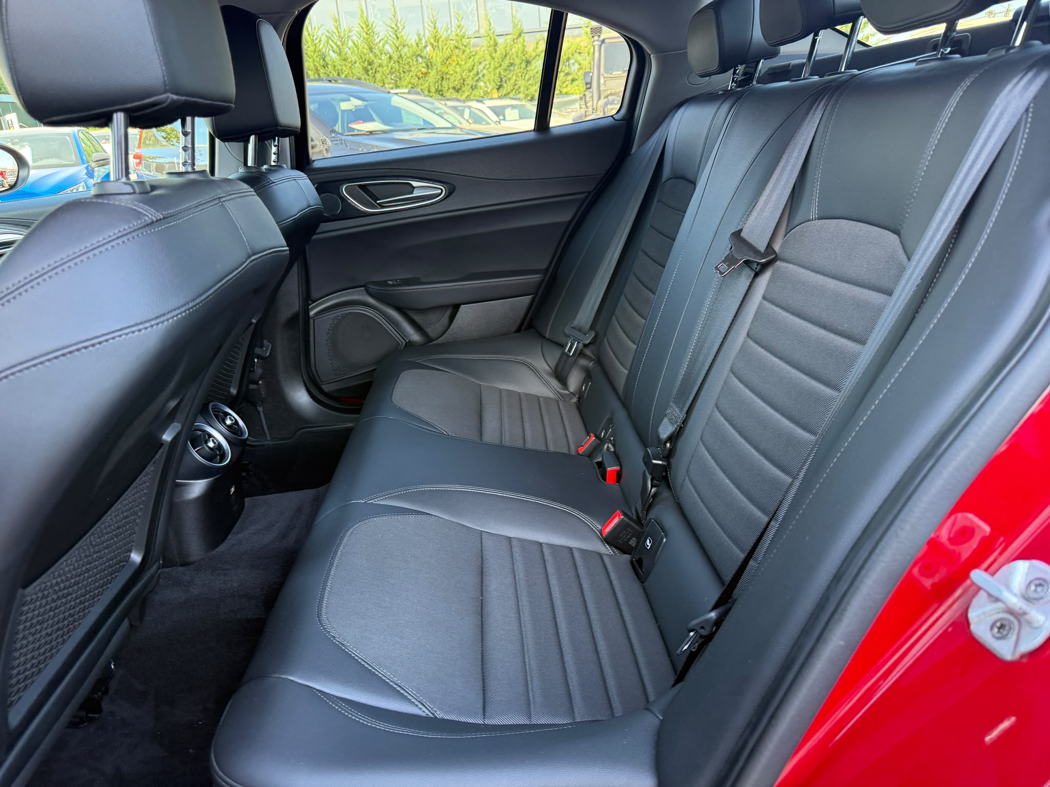 Masini in rate Timisoara | Masini rulate in rate cu avans 0% | Parc Auto Timisoara | XAX Auto ALFA ROMEO GIULIA ***2019***111.000 KM *** - imagine 7
