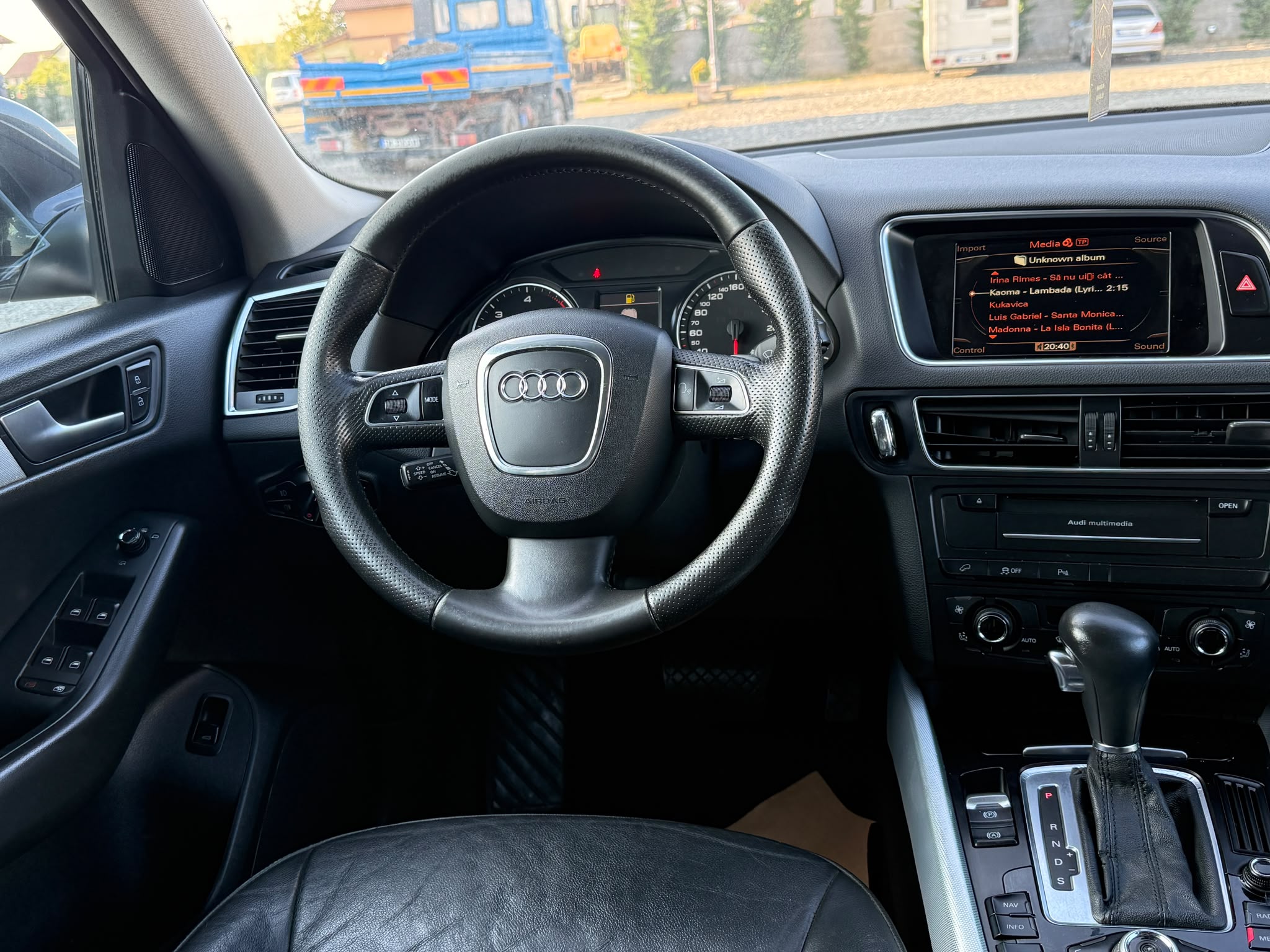 Masini in rate Timisoara | Masini rulate in rate cu avans 0% | Parc Auto Timisoara | XAX Auto AUDI Q5 2.0 TDI *** 4x4***Automat*** - imagine 8