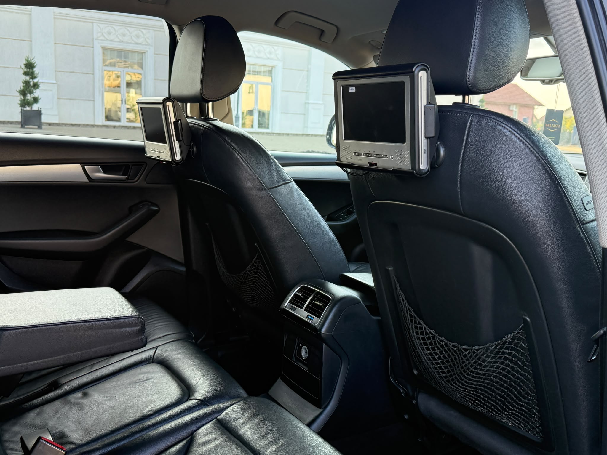 Masini in rate Timisoara | Masini rulate in rate cu avans 0% | Parc Auto Timisoara | XAX Auto AUDI Q5 2.0 TDI *** 4x4***Automat*** - imagine 9