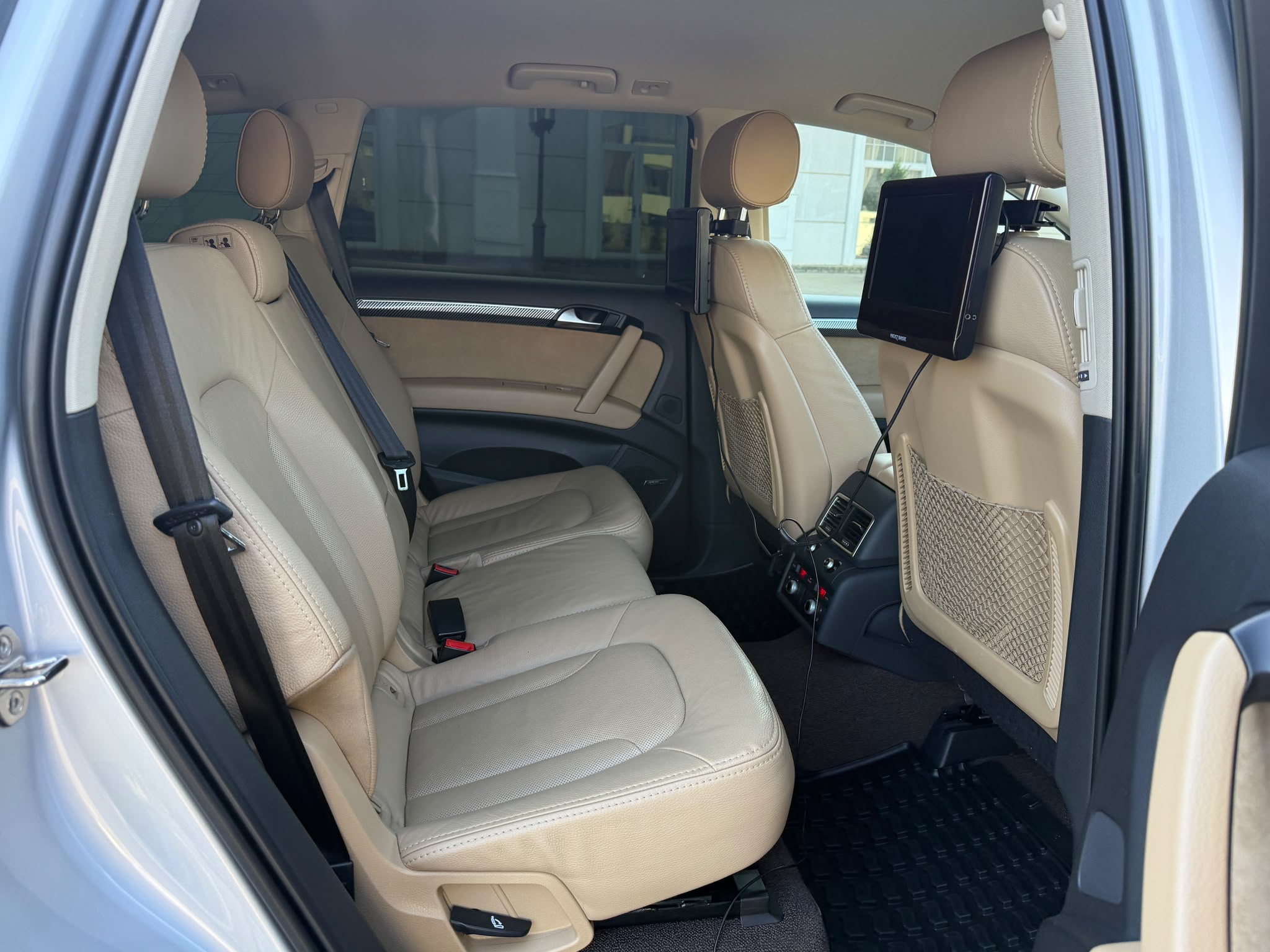 Masini in rate Timisoara | Masini rulate in rate cu avans 0% | Parc Auto Timisoara | XAX Auto AUDI Q7 3.0 tdi***S-LINE*** 4X4***84.000km*** - imagine 10