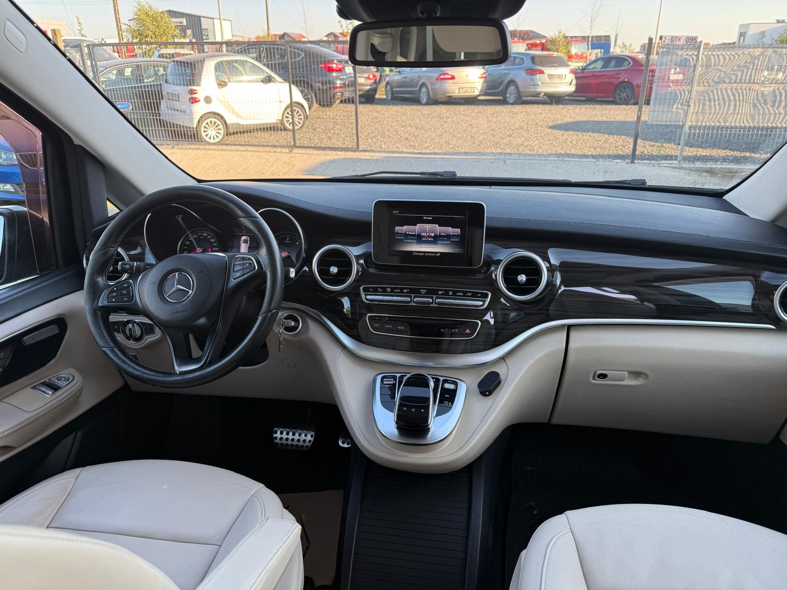 Masini in rate Timisoara | Masini rulate in rate cu avans 0% | Parc Auto Timisoara | XAX Auto MERCEDES BENZ V-KLASSE - imagine 5
