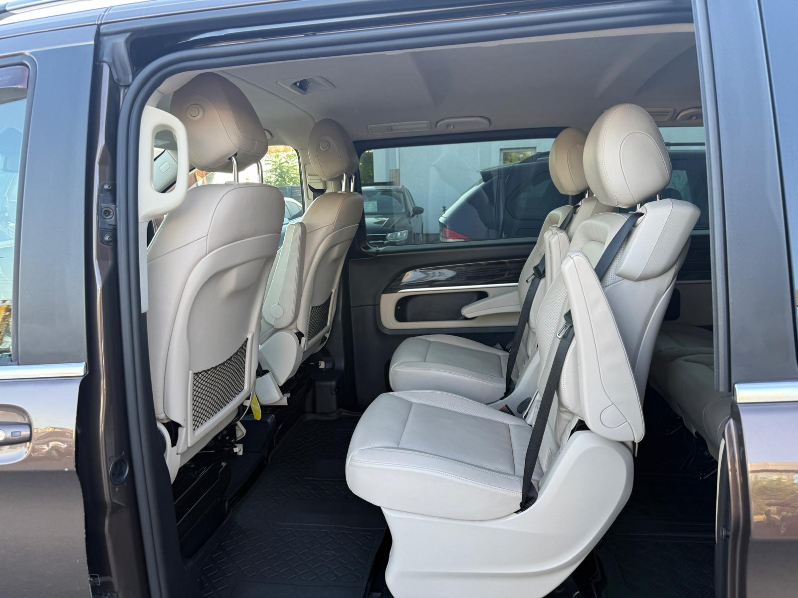Masini in rate Timisoara | Masini rulate in rate cu avans 0% | Parc Auto Timisoara | XAX Auto MERCEDES BENZ V-KLASSE - imagine 10