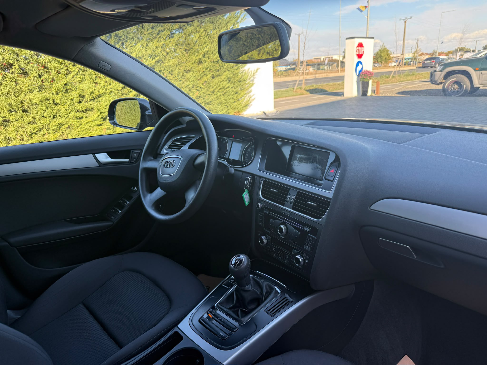 Masini in rate Timisoara | Masini rulate in rate cu avans 0% | Parc Auto Timisoara | XAX Auto AUDI A4 B8 ***2012*** - imagine 6